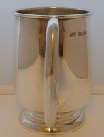 Viners 1960 Half 1/2 Pint Hallmarked Solid Silver Tankard Christening Mug 194g (9 of 10) Viners 1960 Half 1/2 Pint Hallmarked Solid Silver Tankard Christening Mug 194g (9 of 10)