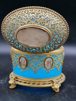 Exclusive Large Box / Box in Blue Opaline Glass with Miniatures from Paris / Palais-Royal (6 of 7) Exclusive Large Box / Box in Blue Opaline Glass with Miniatures from Paris / Palais-Royal (6 of 7)