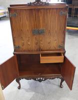 1940s Elegant Walnut Drinks Cabinet (3 of 5) 1940s Elegant Walnut Drinks Cabinet (3 of 5)