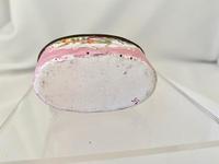 Bilston Enamel Patch Box. c1800. (7 of 7) Bilston Enamel Patch Box. c1800. (7 of 7)