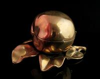 Antique Victorian Brass Inkwell, Apple (3 of 13) Antique Victorian Brass Inkwell, Apple (3 of 13)