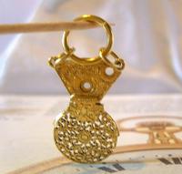 Georgian Pocket Watch Chain Fob 1830s Antique Brass Verge Balance Cock Fob (7 of 10) Georgian Pocket Watch Chain Fob 1830s Antique Brass Verge Balance Cock Fob (7 of 10)