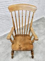 Large 'Grandfather' Windsor Armchair (2 of 7) Large 'Grandfather' Windsor Armchair (2 of 7)