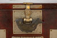 Very Decorative Chinese Marriage Chest (7 of 7) Very Decorative Chinese Marriage Chest (7 of 7)