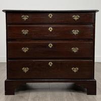Antique 18th Century Fine Quality Chest Of Drawers In Oak