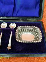 Antique Sterling Silver Hallmarked Cased Salts 1909 & 1923 Spoons J Collyer & Co Ltd (2 of 11) Antique Sterling Silver Hallmarked Cased Salts 1909 & 1923 Spoons J Collyer & Co Ltd (2 of 11)