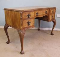 Antique Serpentine Shaped Burr Walnut Side Table (8 of 13) Antique Serpentine Shaped Burr Walnut Side Table (8 of 13)