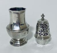 Small 18th Century Solid Sterling Silver Sugar Caster Shaker by Thomas Bamford (8 of 13) Small 18th Century Solid Sterling Silver Sugar Caster Shaker by Thomas Bamford (8 of 13)