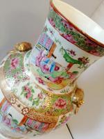 Fine Pair of 19th Century Cantonese Vases (15 of 19) Fine Pair of 19th Century Cantonese Vases (15 of 19)