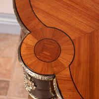Fine Quality French Marquetry & Ormolu Mounted Occasional Table (24 of 24) Fine Quality French Marquetry & Ormolu Mounted Occasional Table (24 of 24)