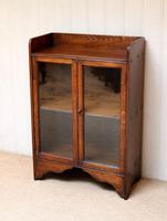 Small Proportioned Oak Glazed Bookcase (2 of 10) Small Proportioned Oak Glazed Bookcase (2 of 10)