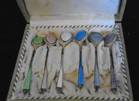 Six Norwegian Sliver Gilt Coffee Spoons (2 of 6) Six Norwegian Sliver Gilt Coffee Spoons (2 of 6)