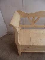 Tulip 2 Seater Antique Pine Hall / Kitchen Box / Settle / Bench to wax / paint (6 of 9) Tulip 2 Seater Antique Pine Hall / Kitchen Box / Settle / Bench to wax / paint (6 of 9)