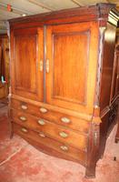 1800's Dutch Mahogany Bombee Base Linen Press (2 of 6) 1800's Dutch Mahogany Bombee Base Linen Press (2 of 6)