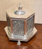 Fine Victorian Silver Plate Biscuit Box or Barrel (2 of 9) Fine Victorian Silver Plate Biscuit Box or Barrel (2 of 9)