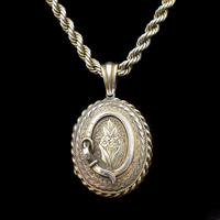 Antique Oval Buckle Fancy Locket and Rope Chain Sterling Silver Gold Gilt Necklace (10 of 11) Antique Oval Buckle Fancy Locket and Rope Chain Sterling Silver Gold Gilt Necklace (10 of 11)