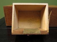 Small Wooden Table Top Cash Drawer, 1930s (11 of 16) Small Wooden Table Top Cash Drawer, 1930s (11 of 16)
