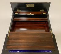 Antique Amboyna Mother of Pearl Inlaid Writing Slope Lap Box (9 of 19) Antique Amboyna Mother of Pearl Inlaid Writing Slope Lap Box (9 of 19)