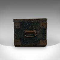 Antique Farrier's Chest, English, Pine, Iron, Tool Trunk, Edwardian c.1910 (5 of 11) Antique Farrier's Chest, English, Pine, Iron, Tool Trunk, Edwardian c.1910 (5 of 11)