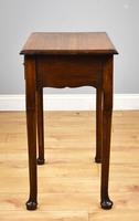 Mid 18th Century Oak Lowboy (5 of 6) Mid 18th Century Oak Lowboy (5 of 6)