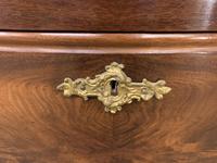 19th Century French Flame Mahogany Commode (14 of 20) 19th Century French Flame Mahogany Commode (14 of 20)