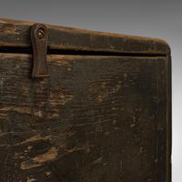 Antique Cobbler's Chest, Pine, Tool Trunk, Coffee Table, Victorian c 1900 (10 of 12) Antique Cobbler's Chest, Pine, Tool Trunk, Coffee Table, Victorian c 1900 (10 of 12)