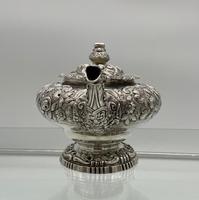 Antique George IV Sterling Silver Teapot London 1824 John Craddock & William Reid (5 of 11) Antique George IV Sterling Silver Teapot London 1824 John Craddock & William Reid (5 of 11)