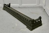 Another Victorian Cast Iron Fender or Dog Grate (3 of 5) Another Victorian Cast Iron Fender or Dog Grate (3 of 5)