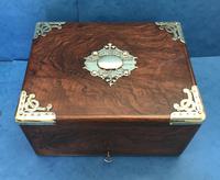 Victorian Brassbound Walnut Cigar Box (16 of 19) Victorian Brassbound Walnut Cigar Box (16 of 19)