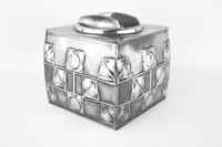 Arts & Crafts Liberty & Co Tudric Pewter Biscuit Box by Archibald Knox (7 of 7) Arts & Crafts Liberty & Co Tudric Pewter Biscuit Box by Archibald Knox (7 of 7)