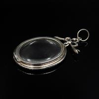 Antique Edwardian Old Cut Paste Sterling Silver Glass Shaker Bow Locket Pendant (4 of 7) Antique Edwardian Old Cut Paste Sterling Silver Glass Shaker Bow Locket Pendant (4 of 7)