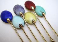 Superb Vintage Solid Sterling Silver Gilt & Enamel English Hallmarked Coffee Spoons Cased Boxed Set 1953 (3 of 10) Superb Vintage Solid Sterling Silver Gilt & Enamel English Hallmarked Coffee Spoons Cased Boxed Set 1953 (3 of 10)