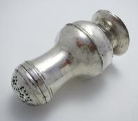 Georgian George II London 1748 Solid Sterling Silver Antique Bun-top Pepper Pot Shaker. English 18th Century (2 of 6) Georgian George II London 1748 Solid Sterling Silver Antique Bun-top Pepper Pot Shaker. English 18th Century (2 of 6)
