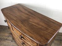 19th Century Mahogany Bow Front Chest of Drawers (3 of 12) 19th Century Mahogany Bow Front Chest of Drawers (3 of 12)