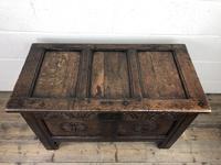 Small 18th Century Carved Oak Coffer (4 of 13) Small 18th Century Carved Oak Coffer (4 of 13)