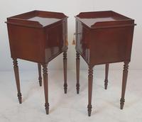 Pair of 20th Century Mahogany Bedside Tables (2 of 3) Pair of 20th Century Mahogany Bedside Tables (2 of 3)