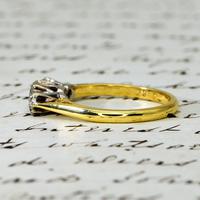 The Vintage 1975 Three Brilliant Cut Diamond Ring (3 of 5) The Vintage 1975 Three Brilliant Cut Diamond Ring (3 of 5)