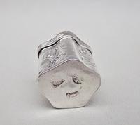 18th Century Dutch Silver Peppermint Box c.1780 (5 of 8) 18th Century Dutch Silver Peppermint Box c.1780 (5 of 8)