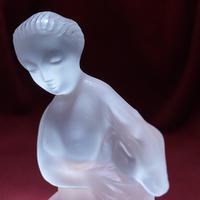 Lalique "Diana & Fawn" Paperweight in Clear & Frosted Glass with Original Label (7 of 8) Lalique "Diana & Fawn" Paperweight in Clear & Frosted Glass with Original Label (7 of 8)