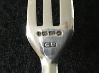 Mid Victorian Silver & Rope Twist Handle Pickle Fork (2 of 4) Mid Victorian Silver & Rope Twist Handle Pickle Fork (2 of 4)