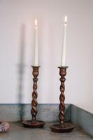Pair of 1930's Oak Spiral Turned Candlesticks (3 of 11) Pair of 1930's Oak Spiral Turned Candlesticks (3 of 11)