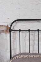 Fashionably simple iron king size bed (3 of 4) Fashionably simple iron king size bed (3 of 4)