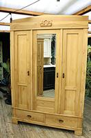 Fabulous & Large Old Pine Triple 'Knock Down' Wardrobe - We Deliver! (5 of 12) Fabulous & Large Old Pine Triple 'Knock Down' Wardrobe - We Deliver! (5 of 12)