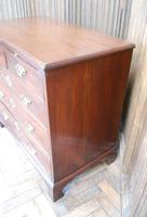 Small Georgian Mahogany Chest of Drawers (5 of 7) Small Georgian Mahogany Chest of Drawers (5 of 7)
