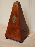Walnut Metronome (3 of 8) Walnut Metronome (3 of 8)