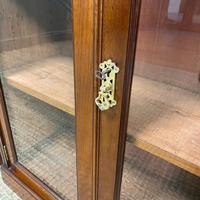 Pair of Victorian Walnut Antique Bookcases (2 of 7) Pair of Victorian Walnut Antique Bookcases (2 of 7)