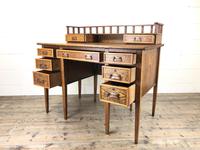 Edwardian Antique Oak Kneehole Desk (9 of 13) Edwardian Antique Oak Kneehole Desk (9 of 13)