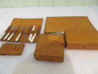 Fine Quality Leather Dressing Case & Fittings (11 of 14) Fine Quality Leather Dressing Case & Fittings (11 of 14)