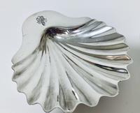 Pair of 18th Century Solid Silver Butter Dishes (6 of 13) Pair of 18th Century Solid Silver Butter Dishes (6 of 13)