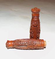 Victorian carved coquilla nut needle case (4 of 5) Victorian carved coquilla nut needle case (4 of 5)